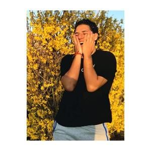 Meet your Posher, José